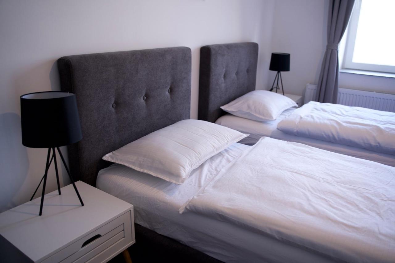 Style Hotel Ungheni Targ المظهر الخارجي الصورة
